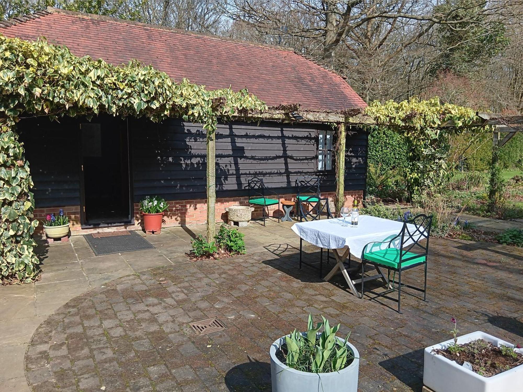 The Barn - Quiet Location Villa Ashford  Buitenkant foto